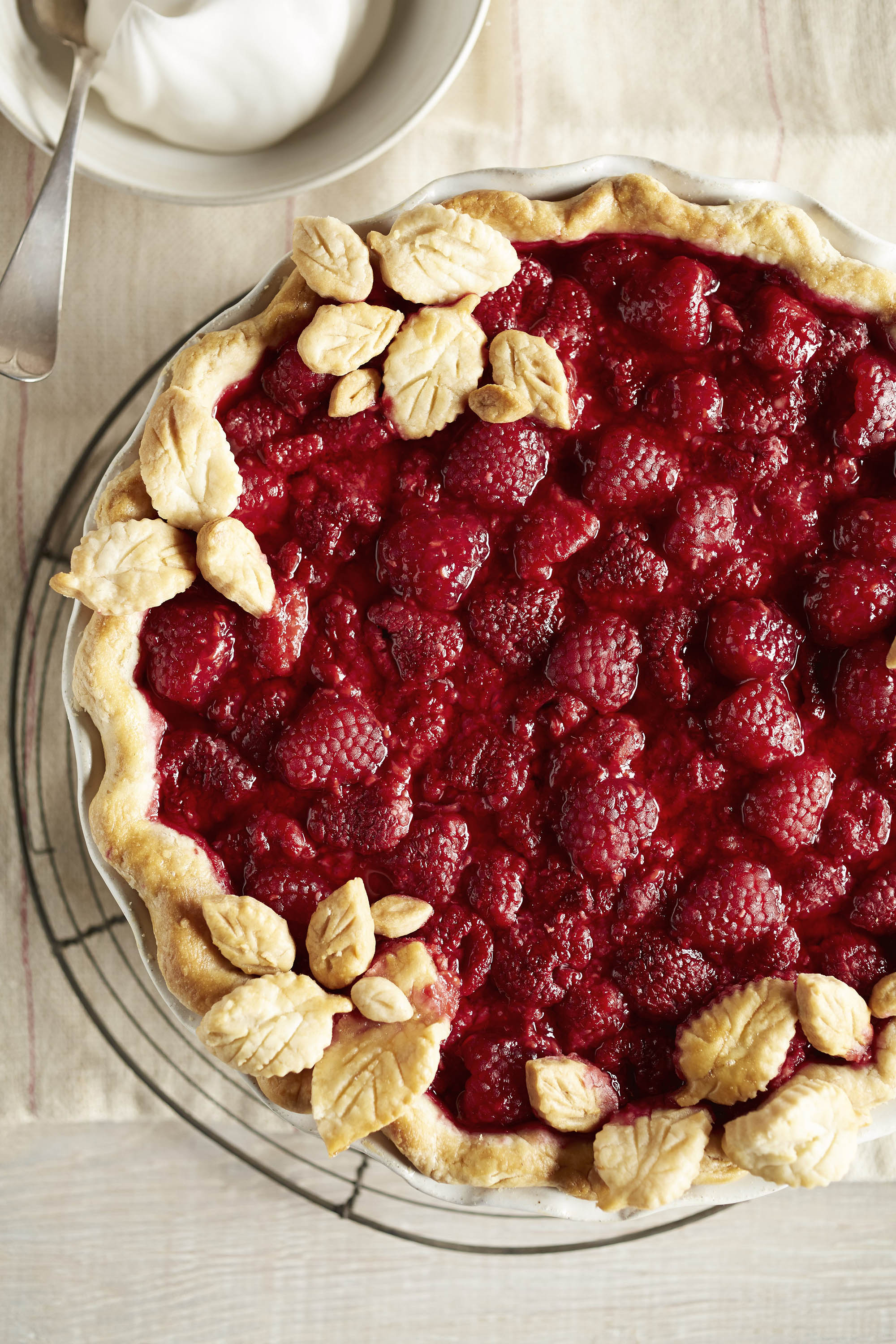 low-sugar-raspberry-pie.jpeg