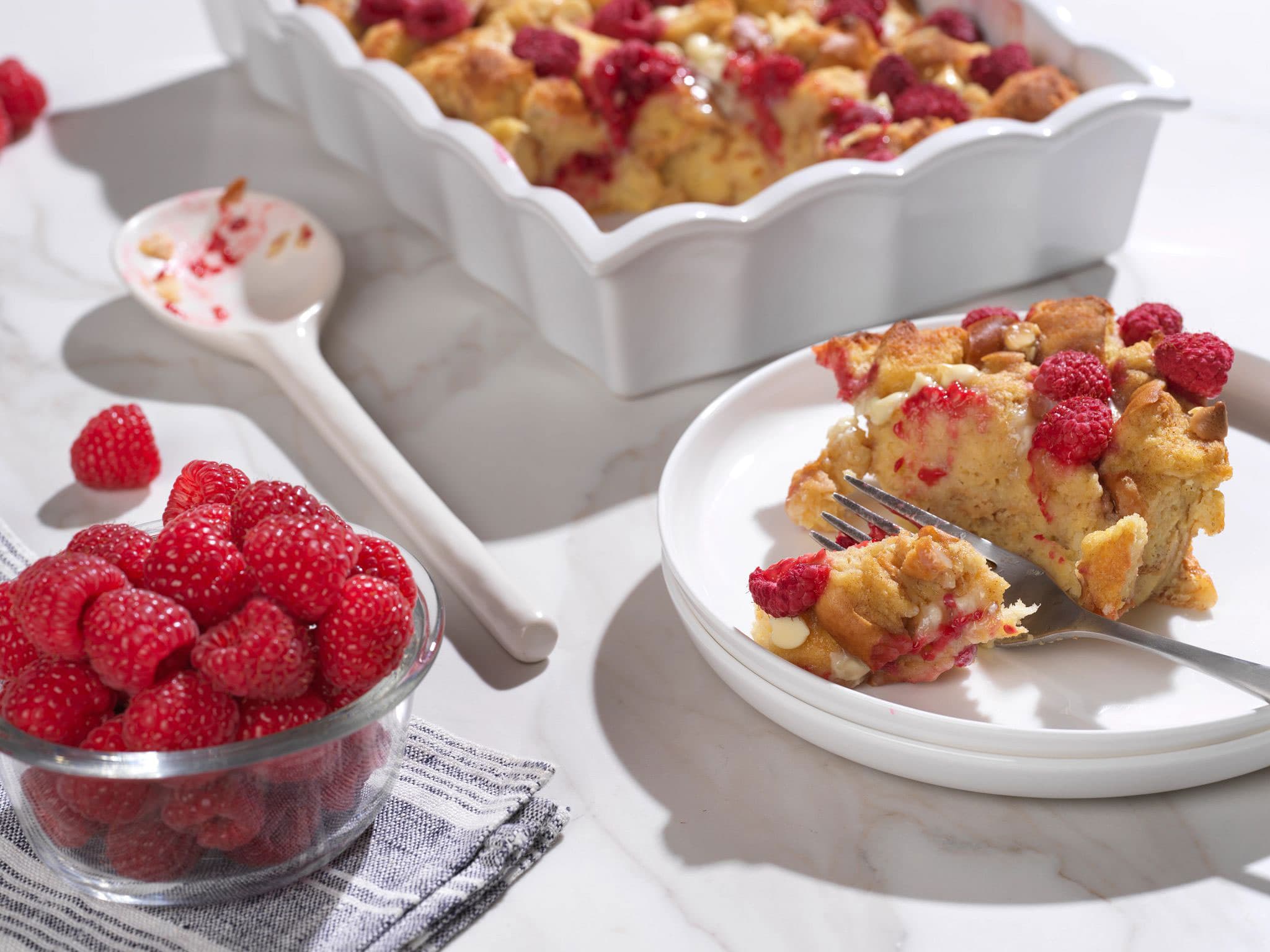 2-Raspberry-White-Chocolate-Overnight-French-Toast-Bake-item-v-1758751031