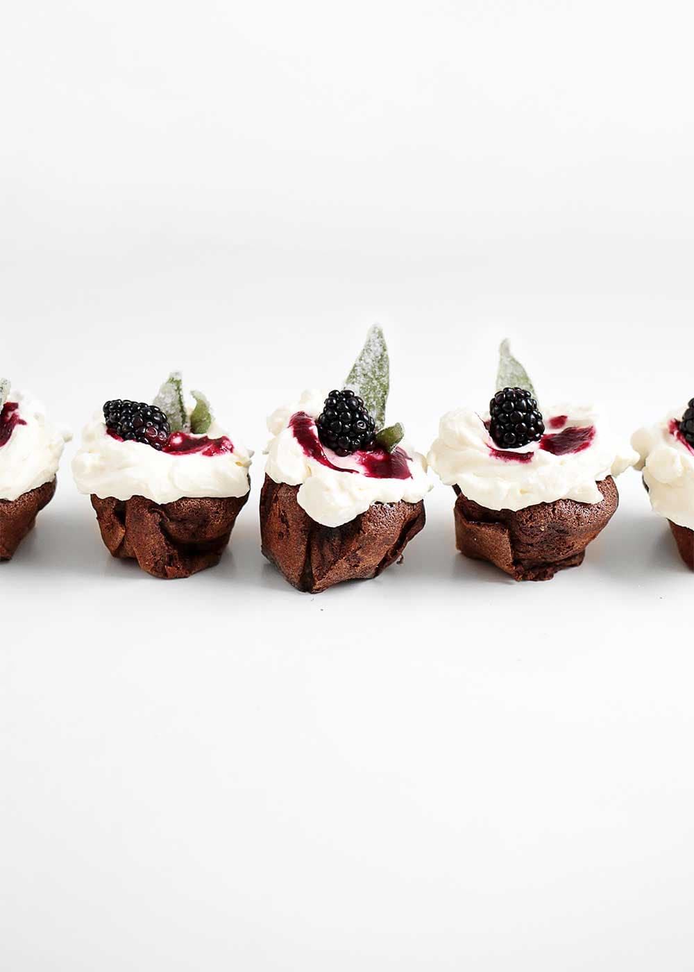 gluten free blackberry cupcakes with fresh blackberries and mint