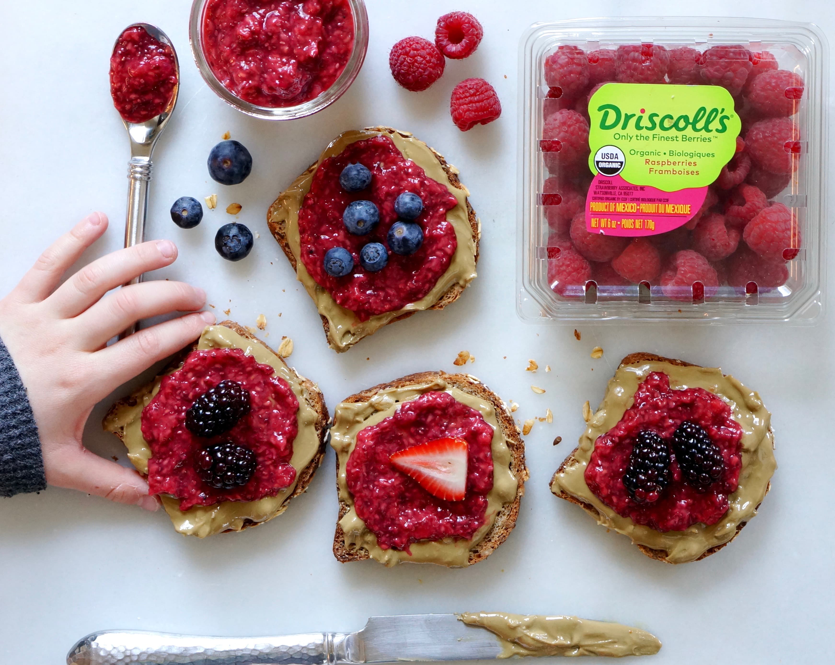 Driscoll's Raspberry Chia Sauce