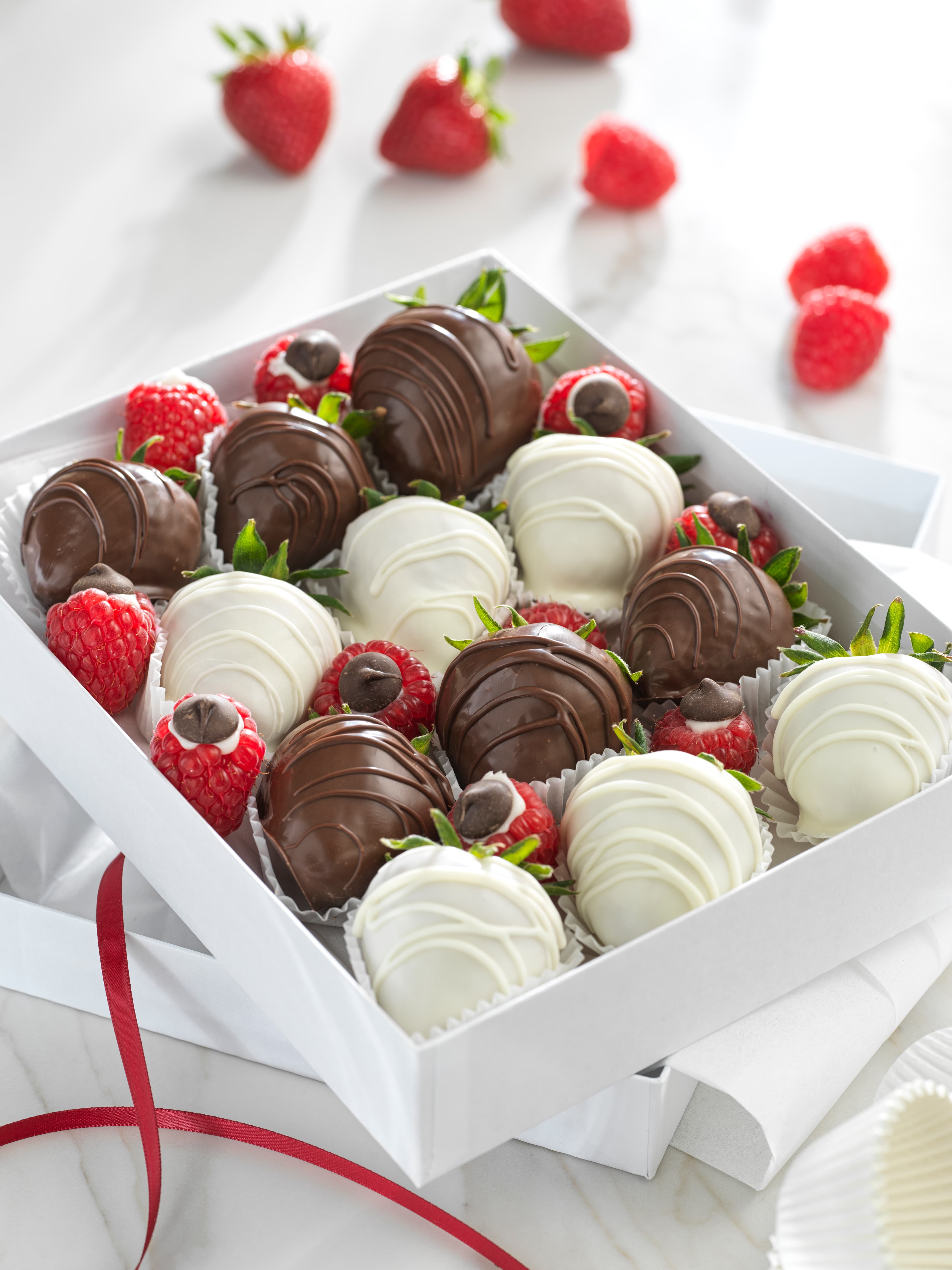 Black and White Chocolate Covered Strawberries