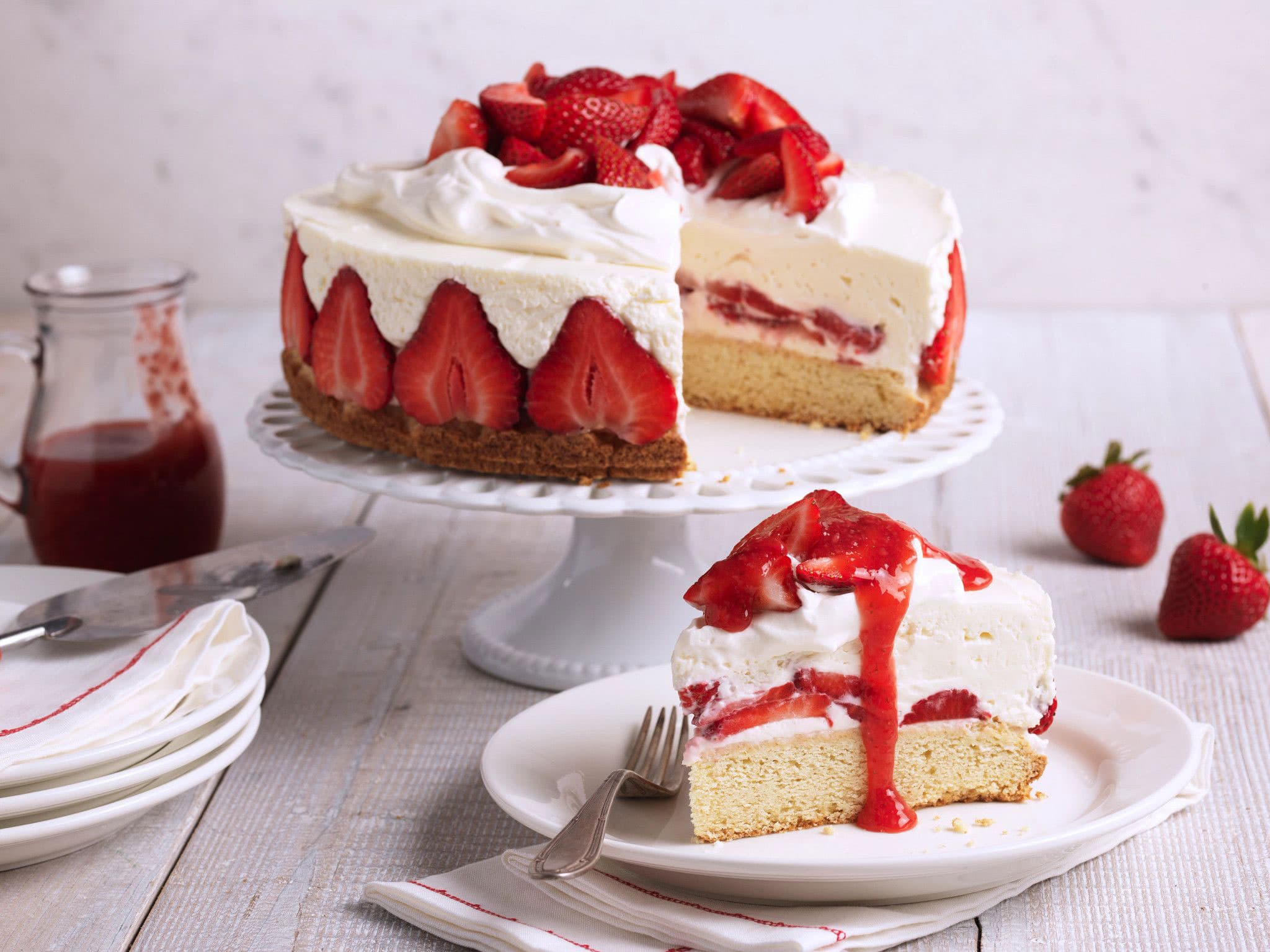 Strawberry-Cheesecake-Shortcake_10079_CC_210724-item-v-268283862