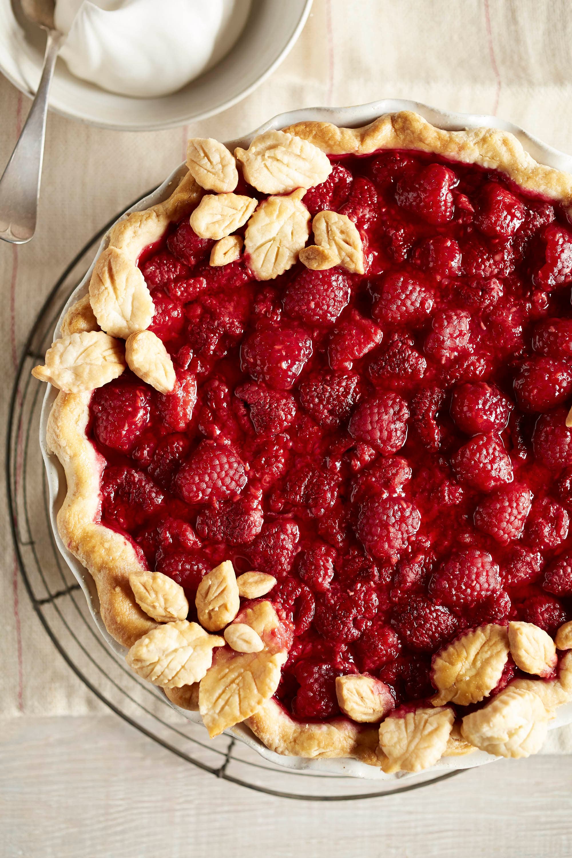 Low sugar raspberry pie