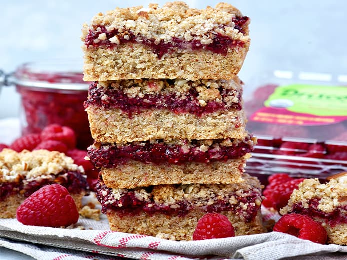 Raspberry Oatmeal Crumble Bars